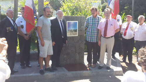 Güney Yarım Kürede Reunion'da Atatürk Anıtı 