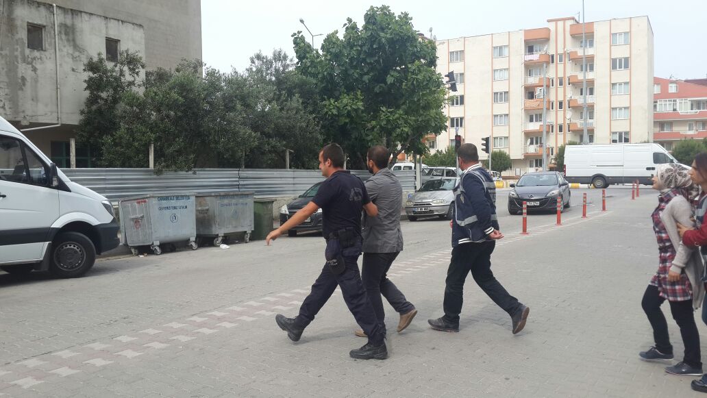 Çanakkale'de HDP operasyonu 10 adrese baskın; 12 kişi gözaltında