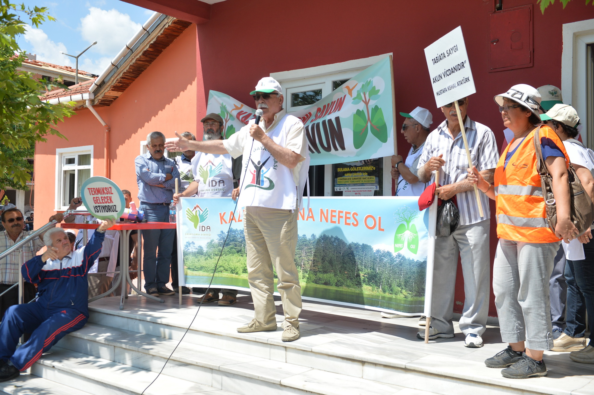 Yurttaşlar, Yenice'de ses yükseltti; "Hava bizim, su bizim, Kaz Dağları bizim"