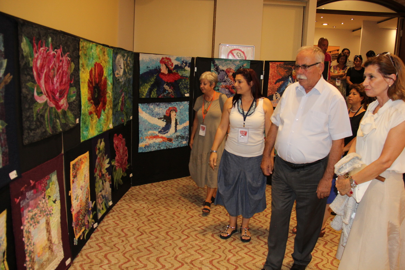 Başkan Gökhan Kırkyama sergisini gezdi...