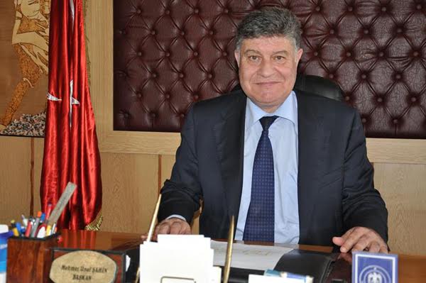 Ayvacık Belediyesi geleneksel iftar sofrasını açtı 