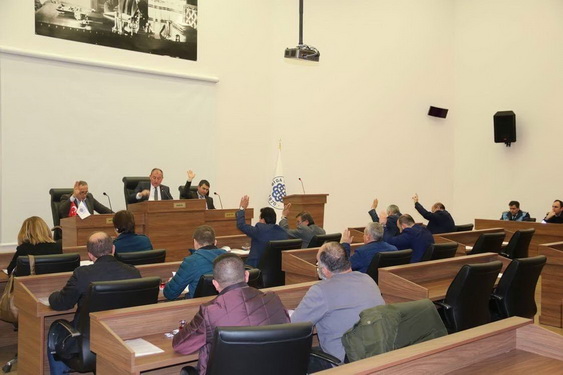 Biga Belediye Başkanı Işık; "100 yıllık altyapı sorunu çözülecek"