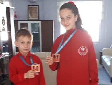 2'si de Türkiye Üçüncüsü