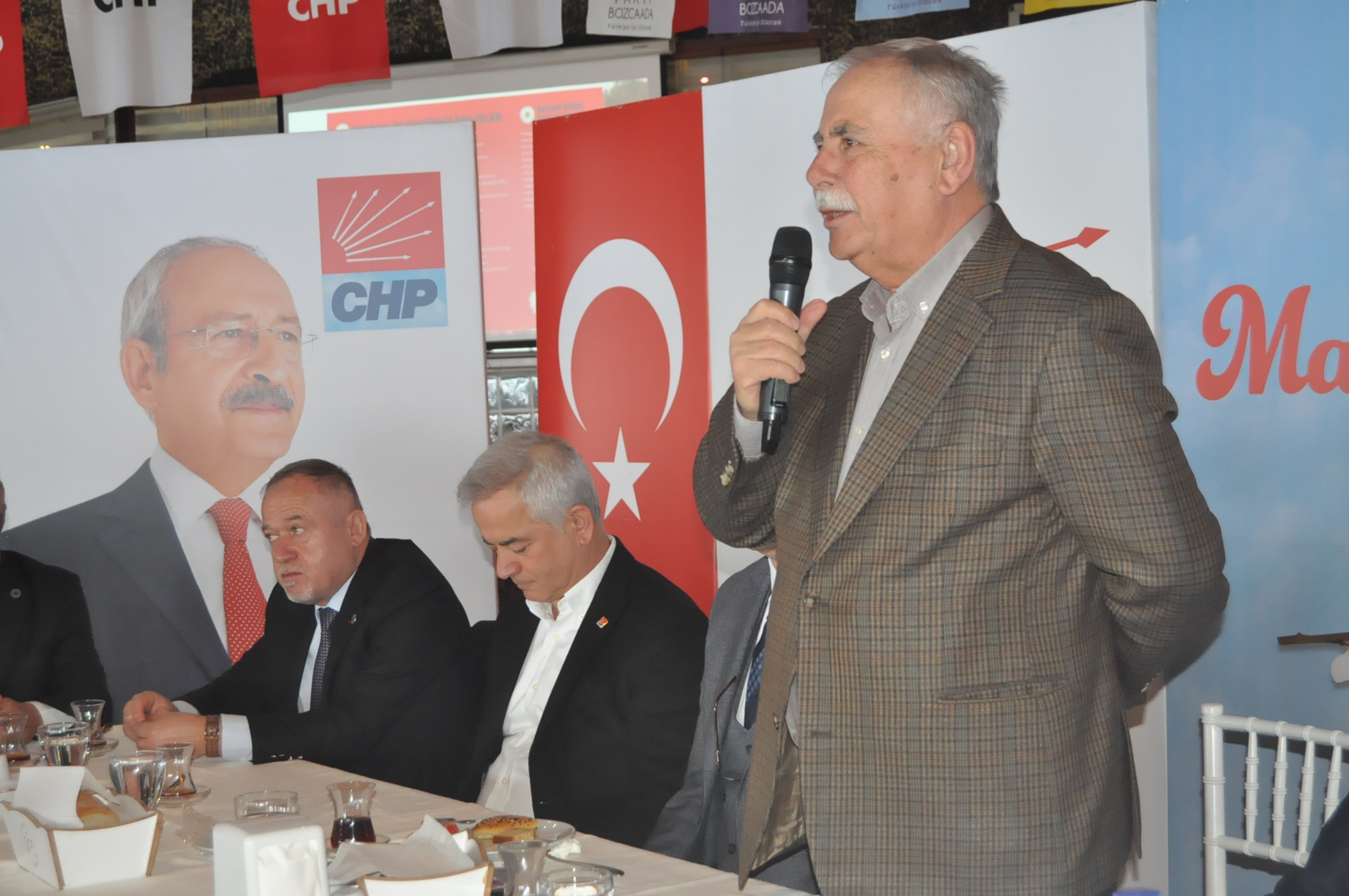 Gökhan "Biz, Türkiye Cumhuriyeti Devleti'nin yılmaz savunucularıyız"