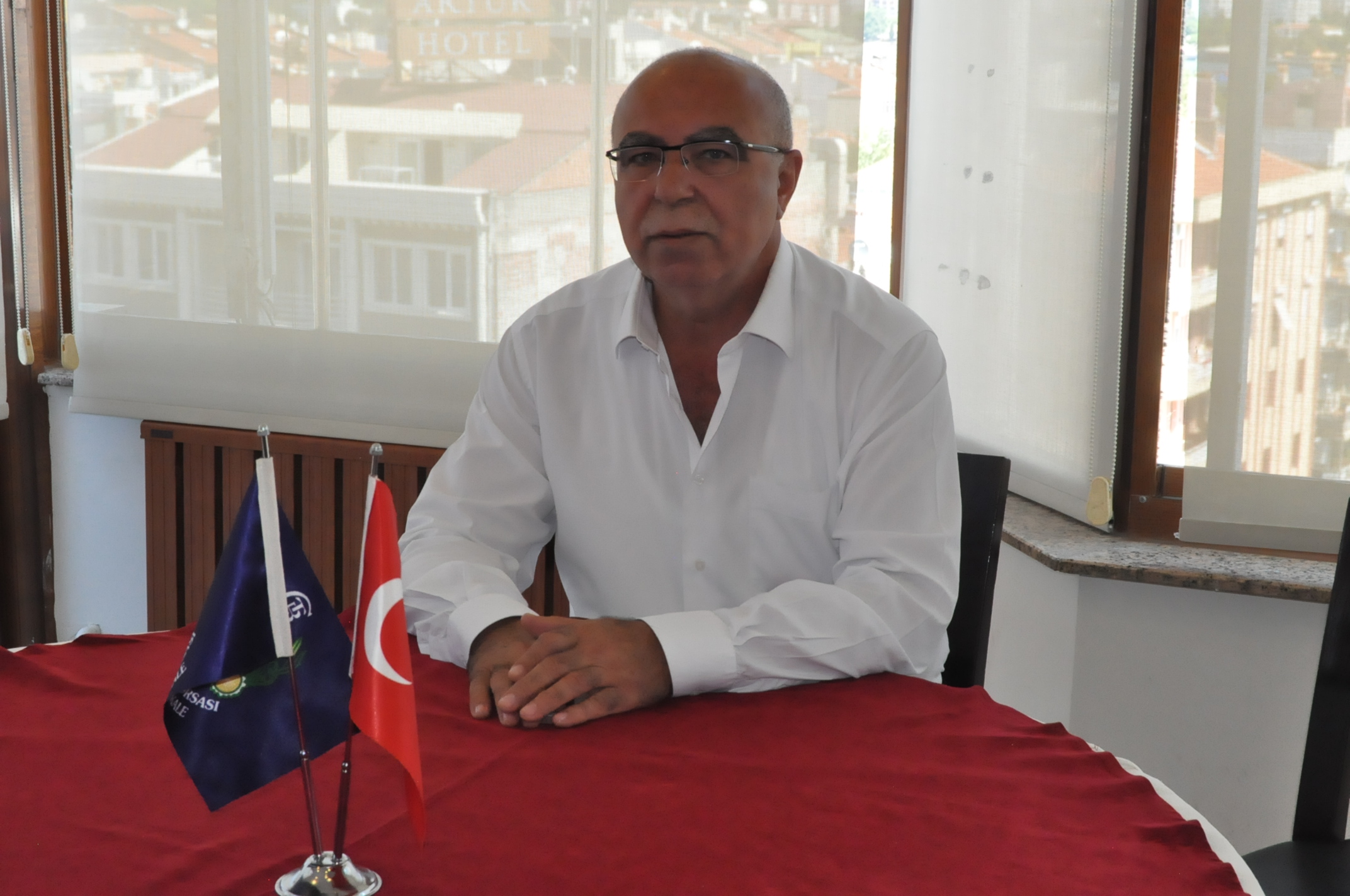 Meclis Başkanı Deniz'den madencilere destek, Belediyelere eleştiri..