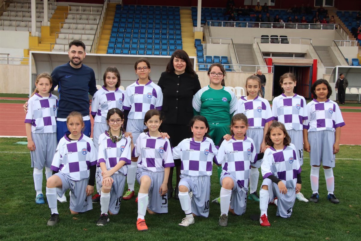 Onlar, Çanakkale futbolunun Sultanları