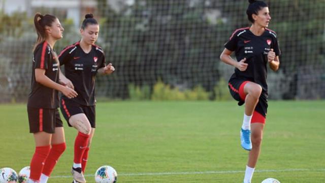 Kadınlar futbolu revaçta