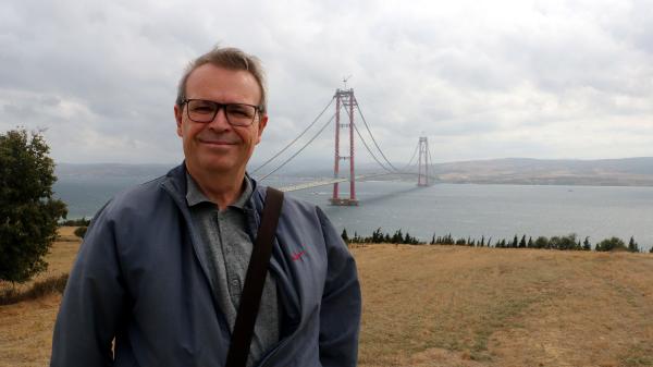 Çanakkale Boğazı'nda, 'Savaşın ve Barışın Köprüleri' 