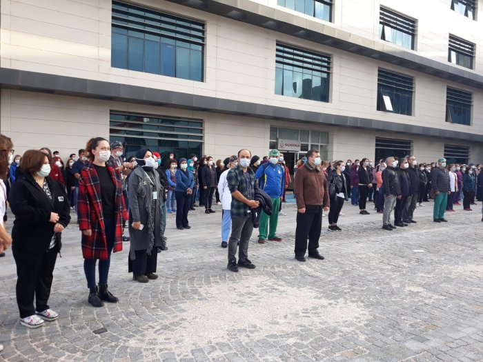 Sağlık emekçileri bugün grevde