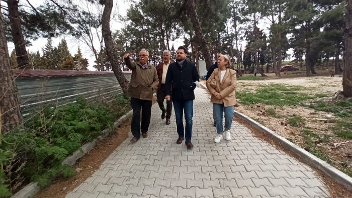 Gökhan ve İYİ Partili Meclis üyelerinden Hayvan Barınağı&#39;na inceleme...