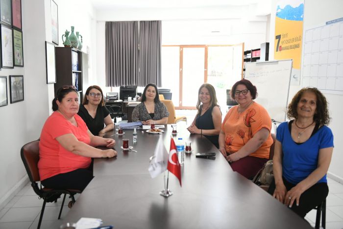 Başkan Vekili Ünüvar, Kadın Meclisi toplantısına katıldı