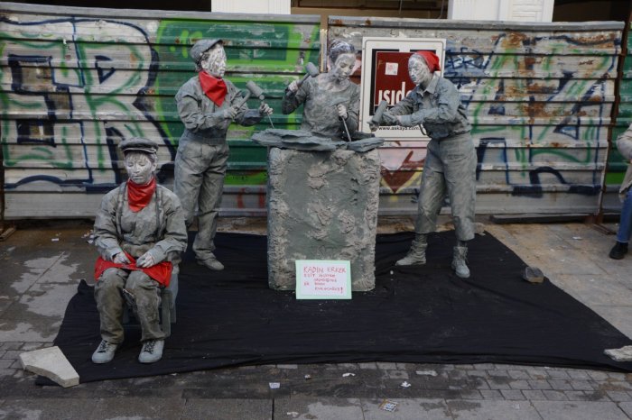 "Bu yıkımın altından birlikte çıkacağız"