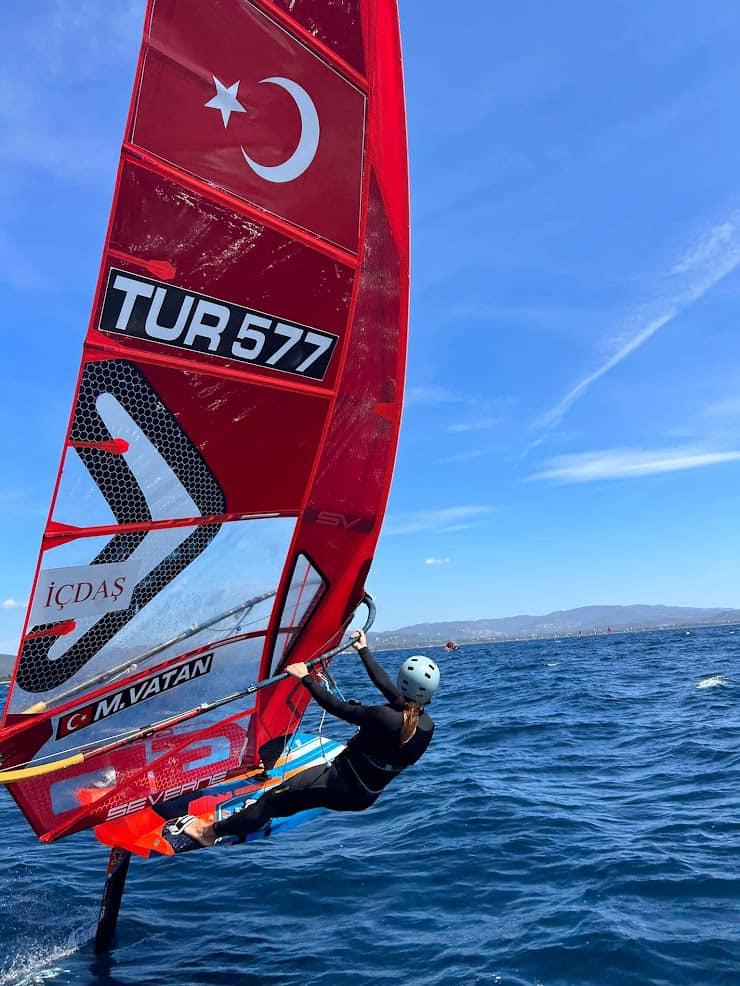 Çanakkaleli sporcu Dünya çapında temsil etti