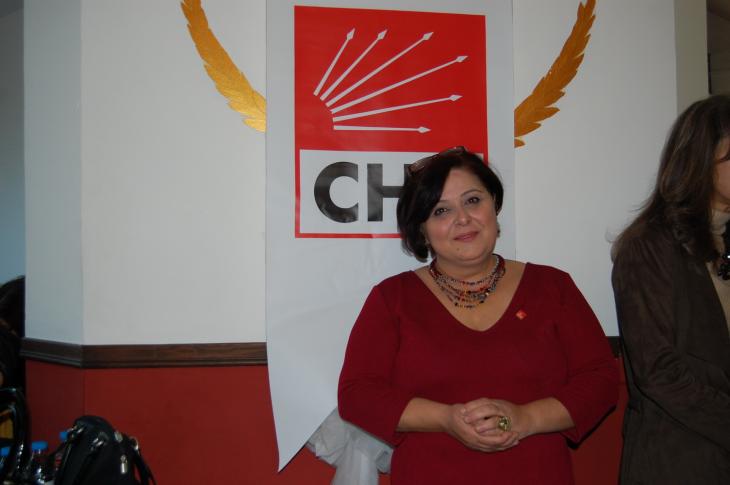 CHP Ezine İlçe Kolları Başkanı görevden alındı