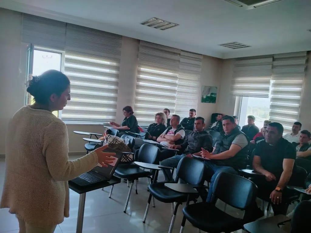 İlk yardım eğitimi verildi