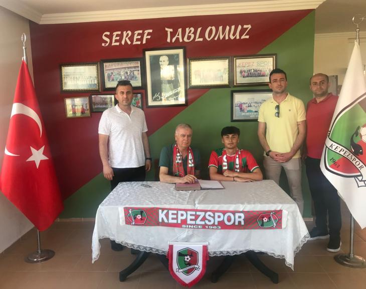 Kepezspor futbolcuları A takıma yükseldi
